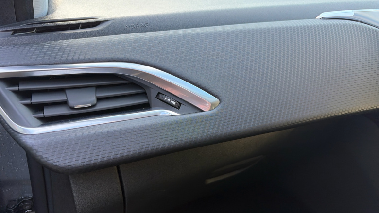 Peugeot 208 1.2 PureTech 82 Tech Edition 5dr [Start Stop] Petrol Hatchback